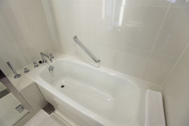 Porcelain Tub Chip Repair Service