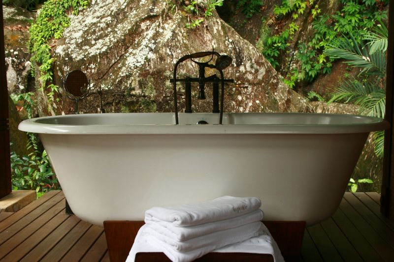 Bathtub Resurfacing in Denver, CO
